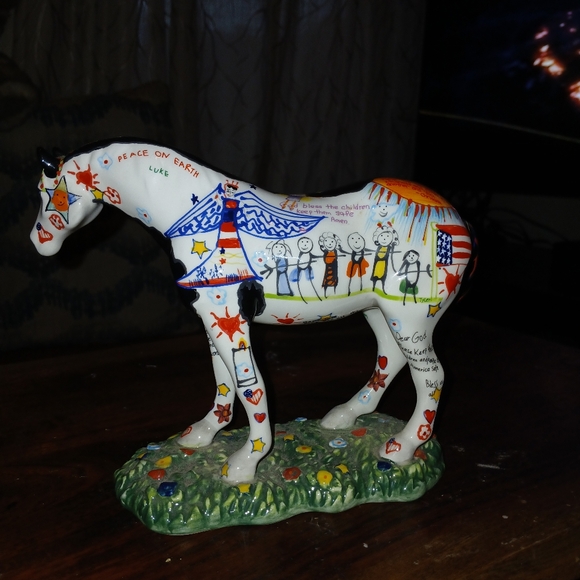 Ceramic Horse - Picture 2 of 3